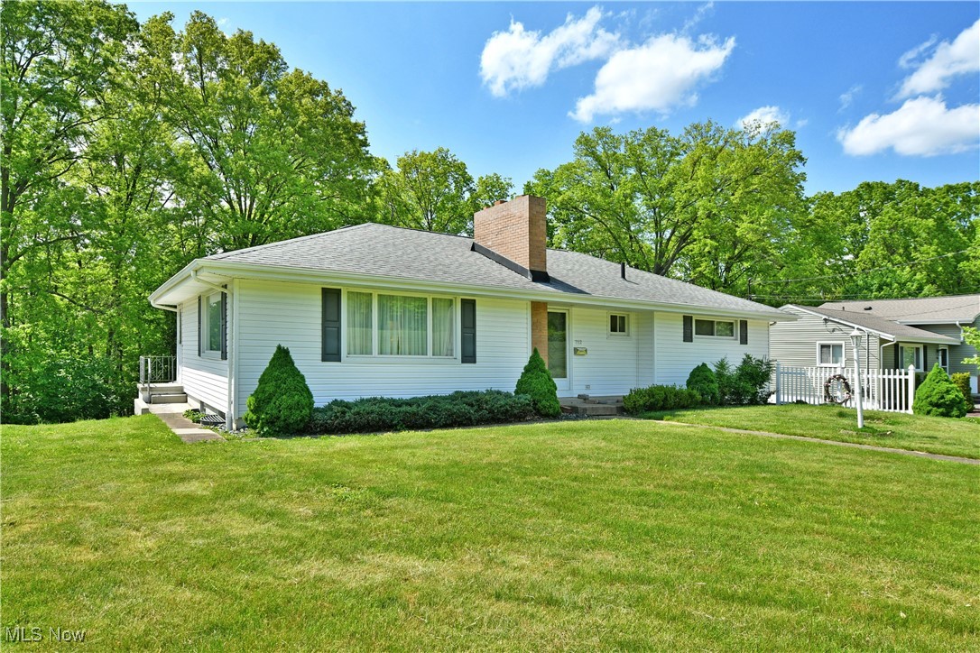 712 Hartzell Avenue, Niles, Ohio image 10