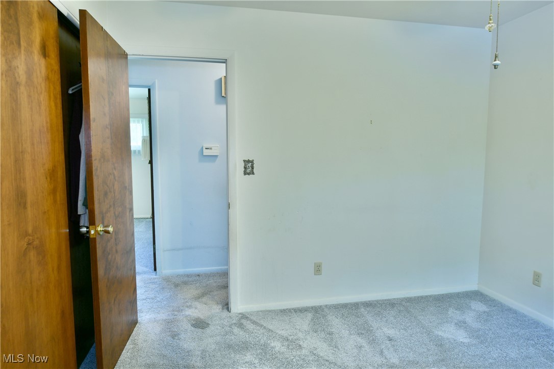 712 Hartzell Avenue, Niles, Ohio image 35