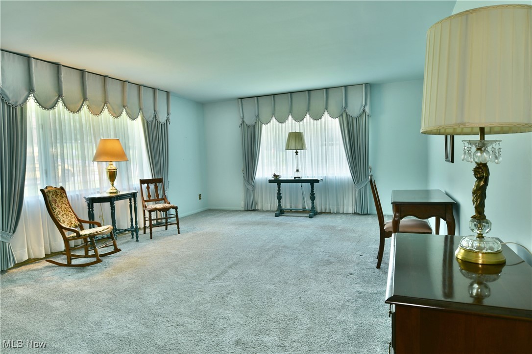 712 Hartzell Avenue, Niles, Ohio image 16