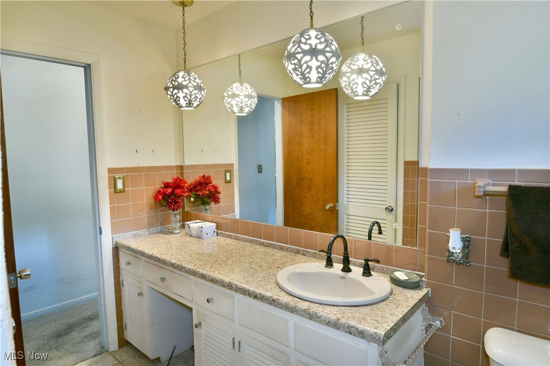 712 Hartzell Avenue, Niles, Ohio image 31