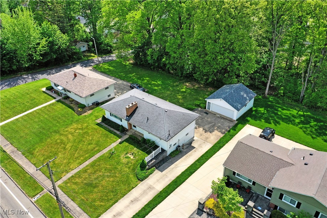 712 Hartzell Avenue, Niles, Ohio image 3