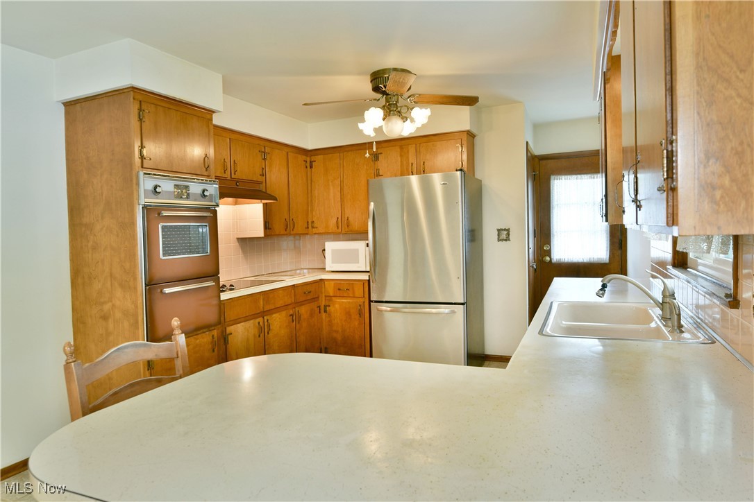 712 Hartzell Avenue, Niles, Ohio image 23
