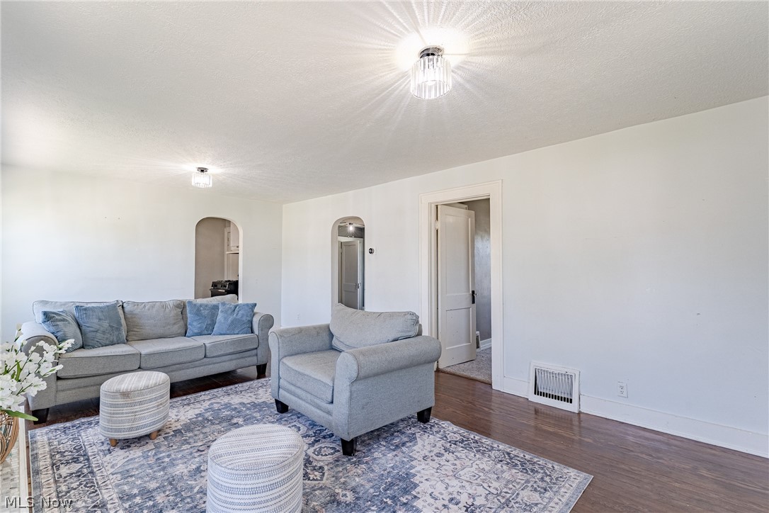 Nesmith Lake Heights - Residential