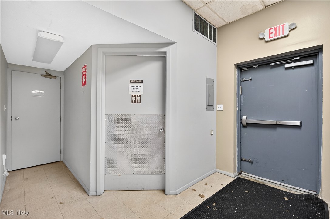 South Euclid, Ohio 44121, United States, ,Commercial,Contingent,249896