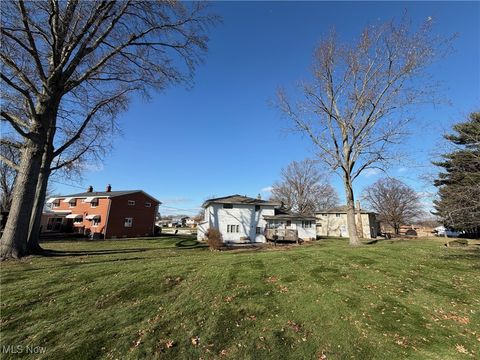 Tiny photo for 7257 Barton Circle, Parma, OH 44129 (MLS # 5178373)