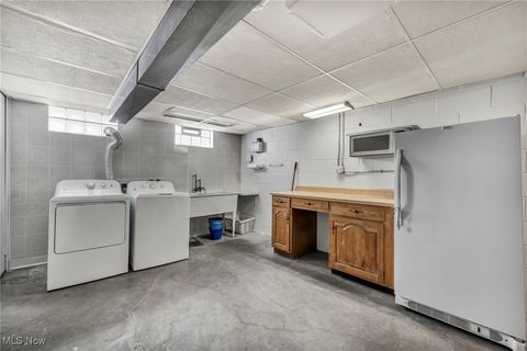 Tiny photo for 7257 Barton Circle, Parma, OH 44129 (MLS # 5178373)