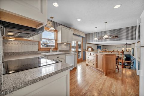 Tiny photo for 7257 Barton Circle, Parma, OH 44129 (MLS # 5178373)