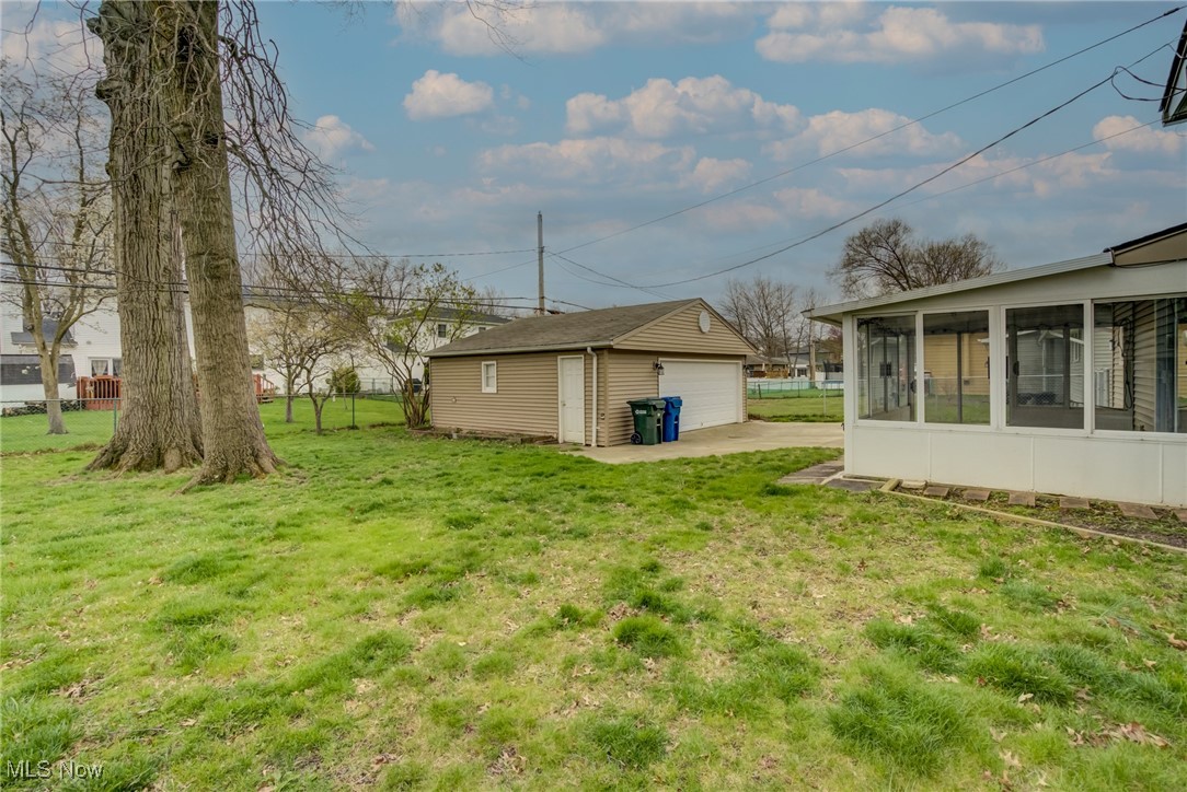 24861 Antler Drive, North Olmsted, Ohio image 29