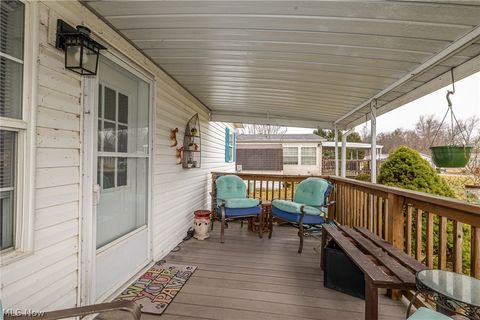 Tiny photo for 140 Luxor Lane, Amherst, OH 44001 (MLS # 5180914)