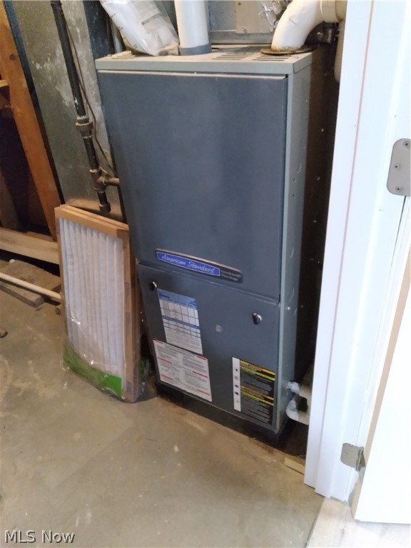 Hallmark Manor 01 - Residential