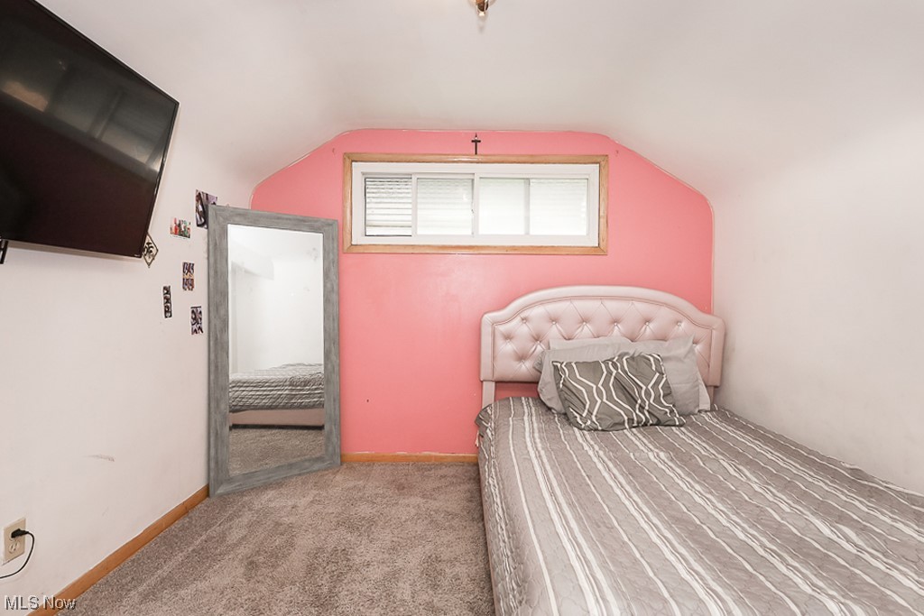 Milan S Kapels - Residential