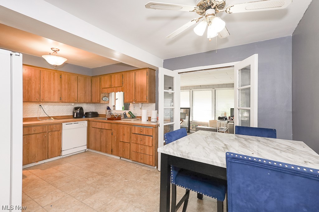 Milan S Kapels - Residential