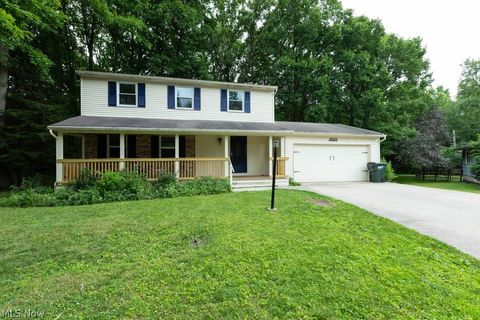 Homes For Sale - 3670 Sea Ray Cove<br/> Aurora, OH 44202