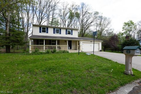 Homes For Sale - 3670 Sea Ray Cove<br/> Summit County, Aurora, OH 44202