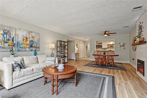 Tiny photo for 924 Memorial Parkway #104, Akron, OH 44303 (MLS # 5244738)