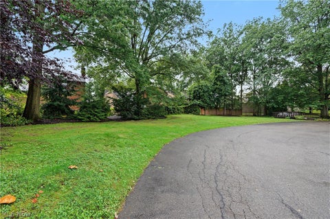 Tiny photo for 924 Memorial Parkway #104, Akron, OH 44303 (MLS # 5244738)