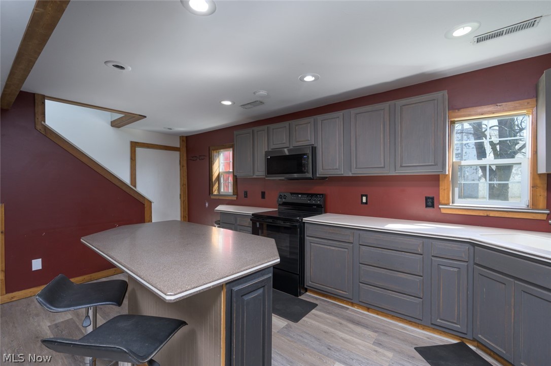 Village/Hartville - Residential