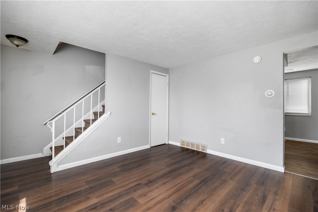 Sheffield Land Cos 02 - Residential Income