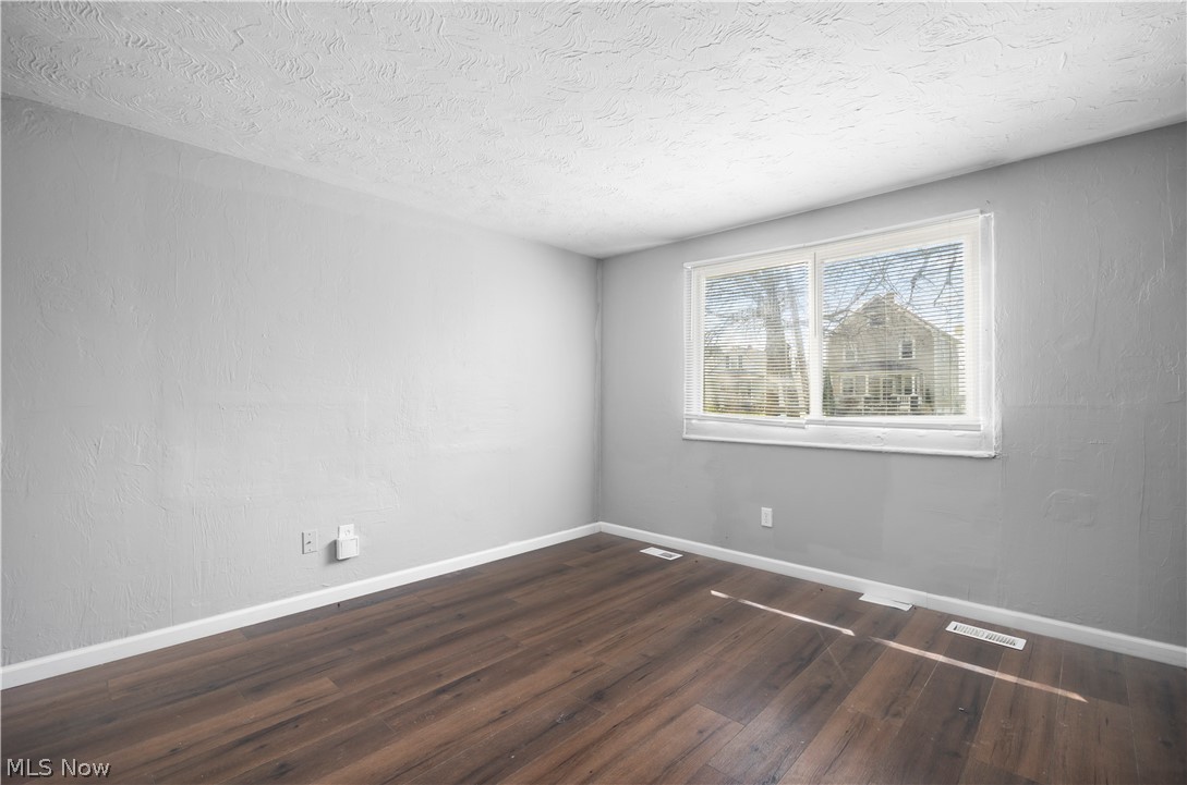 Sheffield Land Cos 02 - Residential Income