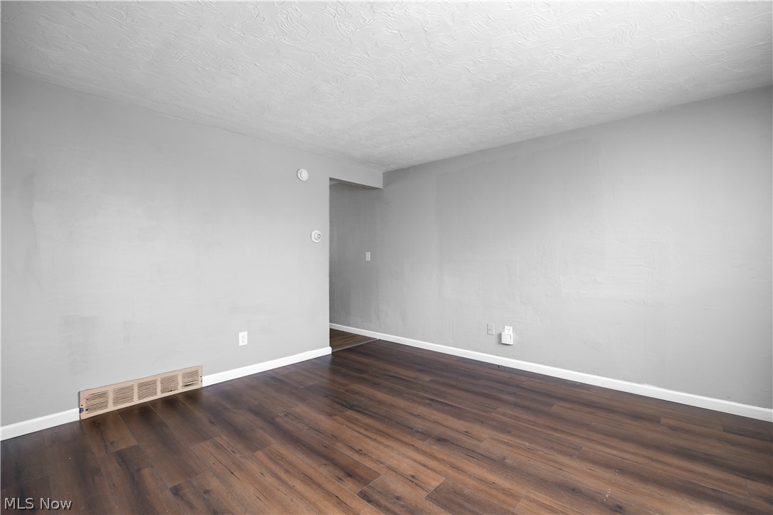 Sheffield Land Cos 02 - Residential Income