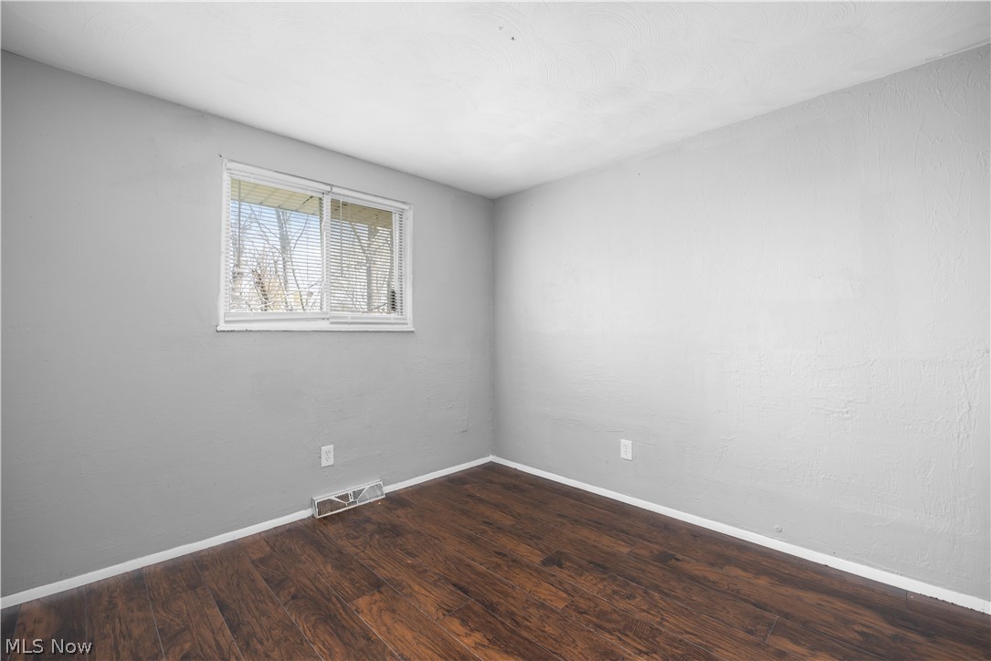 Sheffield Land Cos 02 - Residential Income