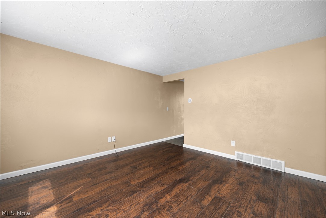 Sheffield Land Cos 02 - Residential Income