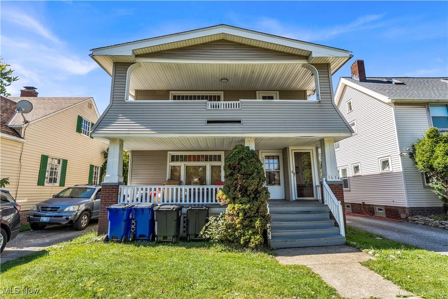 3654 W 138th St | UP, Cleveland - Spacious 2-bed 1-bath multi-family home! //

$ 995 rent / $ 995 deposit //
$55 application fee per adult //
1-2 pets OK in this unit. After application pre-approval, a PetScreening is required for any animals to proceed with one of our properties; a PetScreening affidavit is still required if you have no pets. (Some breed restrictions apply per HUD guidelines). //
NO SMOKING //
1 time $139 non-refundable set up fee paid at lease signing //

$35/month required resident benefit package; can include personal property/liability insurance for an additional $10/month for $45/month total. //

After application Pre-Approval 1 applicant per household application is required to fill out a PetScreening application, before being about to proceed with placing a Reservation Fee for one of our properties. You will receive a pre-approval for your application and in order to proceed, the PetScreening is required. Even if you have NO pets - this application must be filled out. One time, non-refundable pet fee of $250-600 per animal applies to all pets & must be paid before or when you pay your first month rent. (No fee for qualified assistance animals). //

Our application is processed through secure site: Findigs, and they require ID and income verification. Without this, your application will not be processed. They offer 24/7 chat support on their application directly if you have any questions. //

BEDROOMS:2 //
BATHROOMS:1 //
APPLIANCES PROVIDED: Fridge, stove, and dishwasher //
UTILITIES / RESIDENT RESPONSIBILITY: Resident pays gas and electric and is responsible for snow removal. //
 
Serious inquiries only.