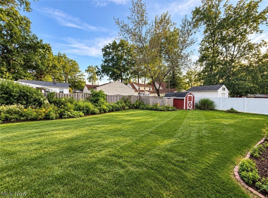 1931 Dodge Drive NW