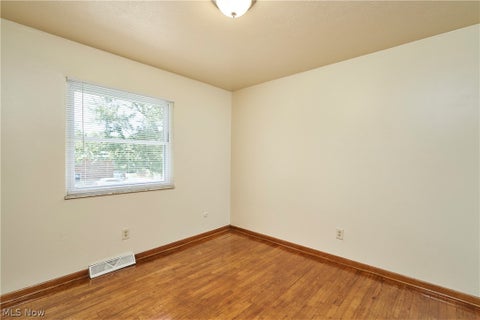 Tiny photo for 926 Russell Avenue, Akron, OH 44307 (MLS # 5238269)