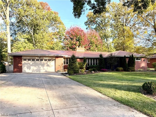 1998 ROBERTS LN NE, WARREN, OH 44483 - Image 567e7ccc8147bc25f22829eb3d1c9fd8/374283846
