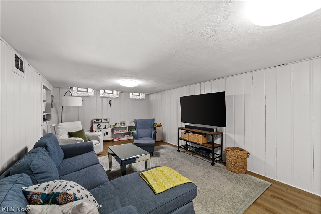 Van Sweringen Cos 28 - Residential