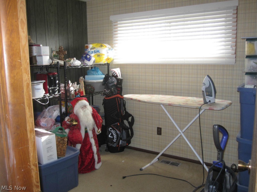 Nfld Square Sub - Residential