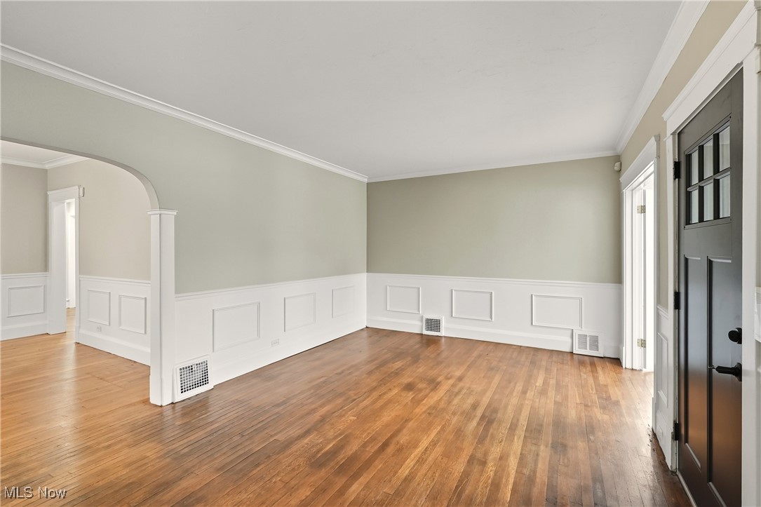 6111 Manchester Road