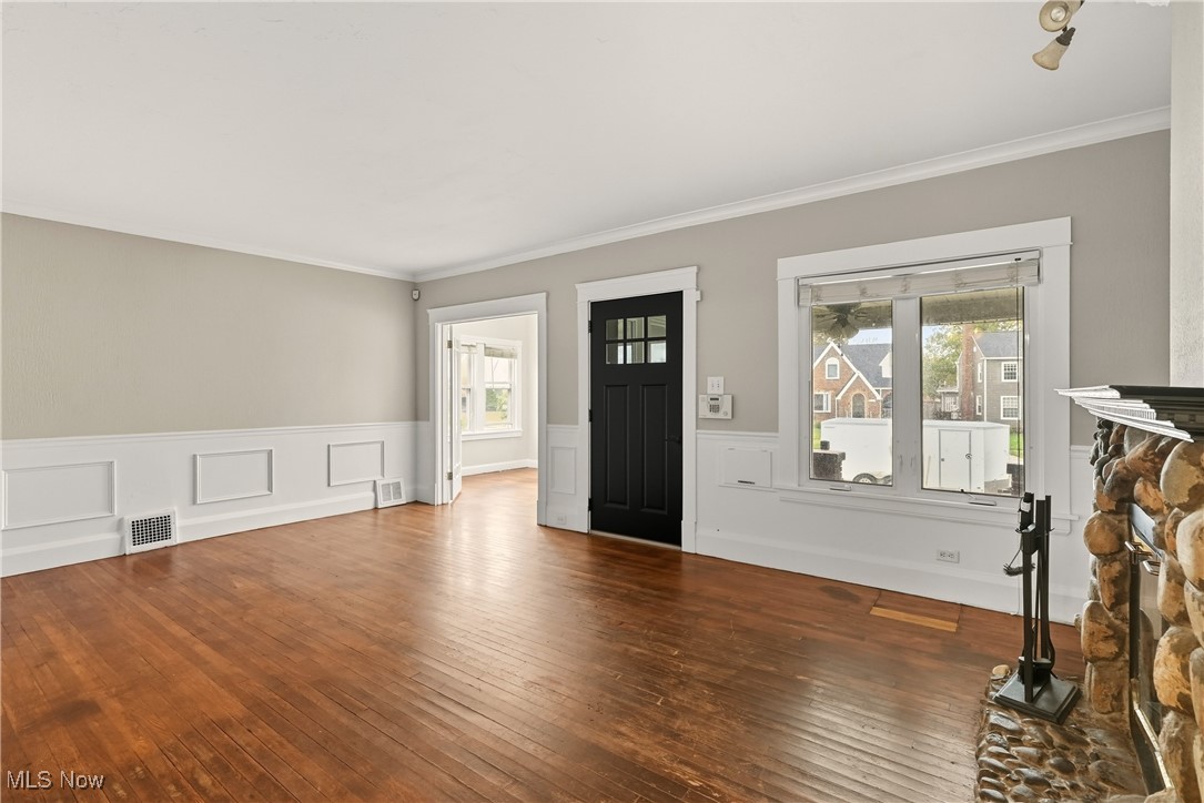 6111 Manchester Road