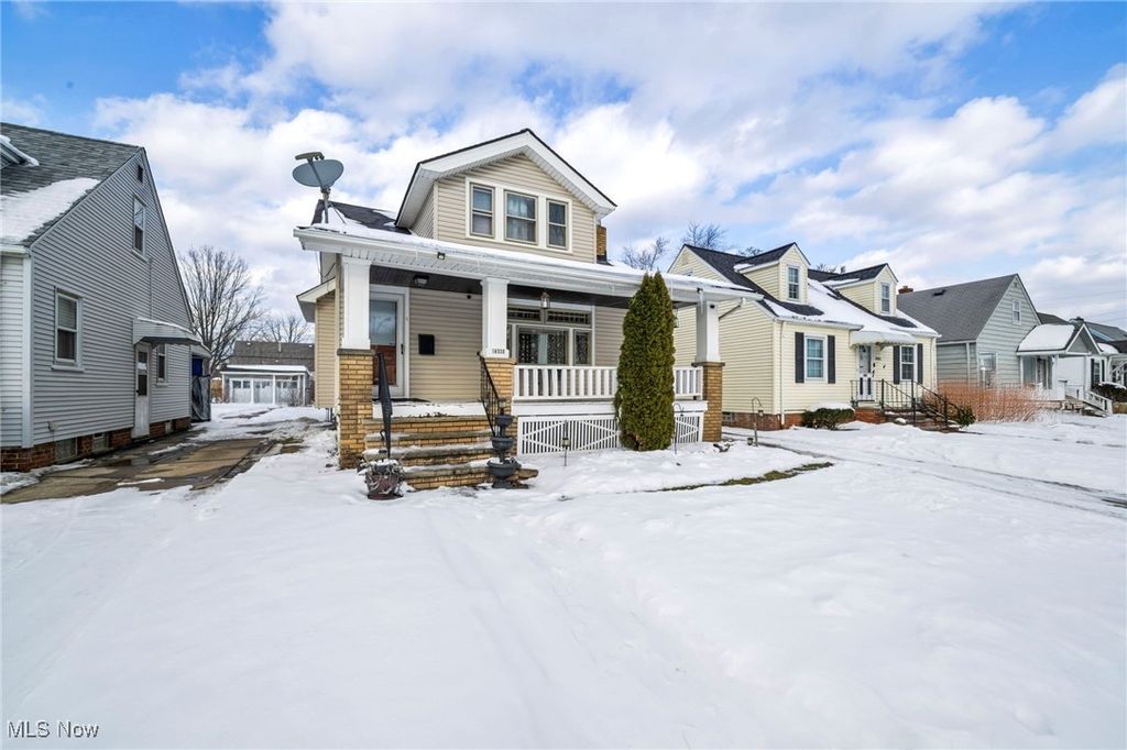 Photo of 18330 Homeway Road, Cleveland, OH 44135 (MLS # 5184219)