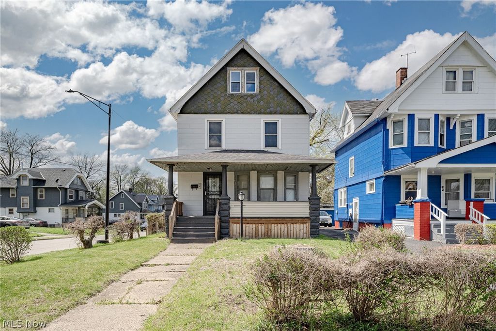 Photo of 1484 E 135th Street, East Cleveland, OH 44112 (MLS # 5214270)