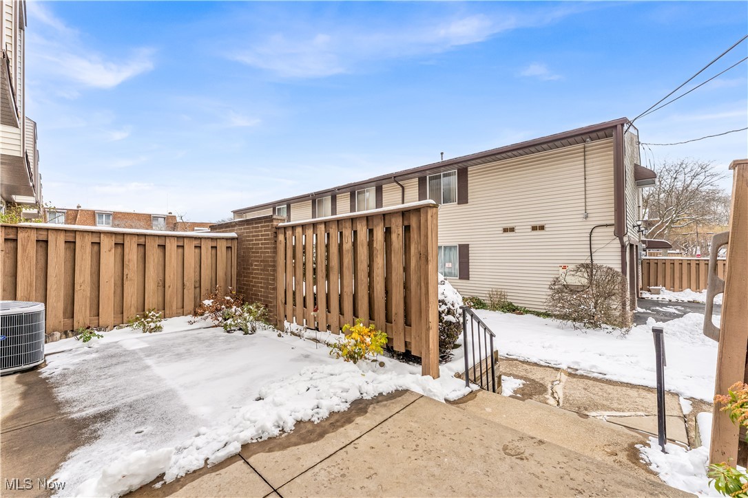 Concord Square Village Condo K & L - Residential