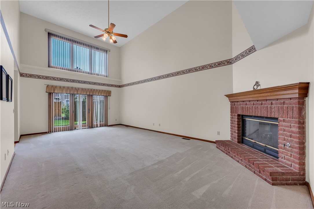 English Lakes Condo - Residential