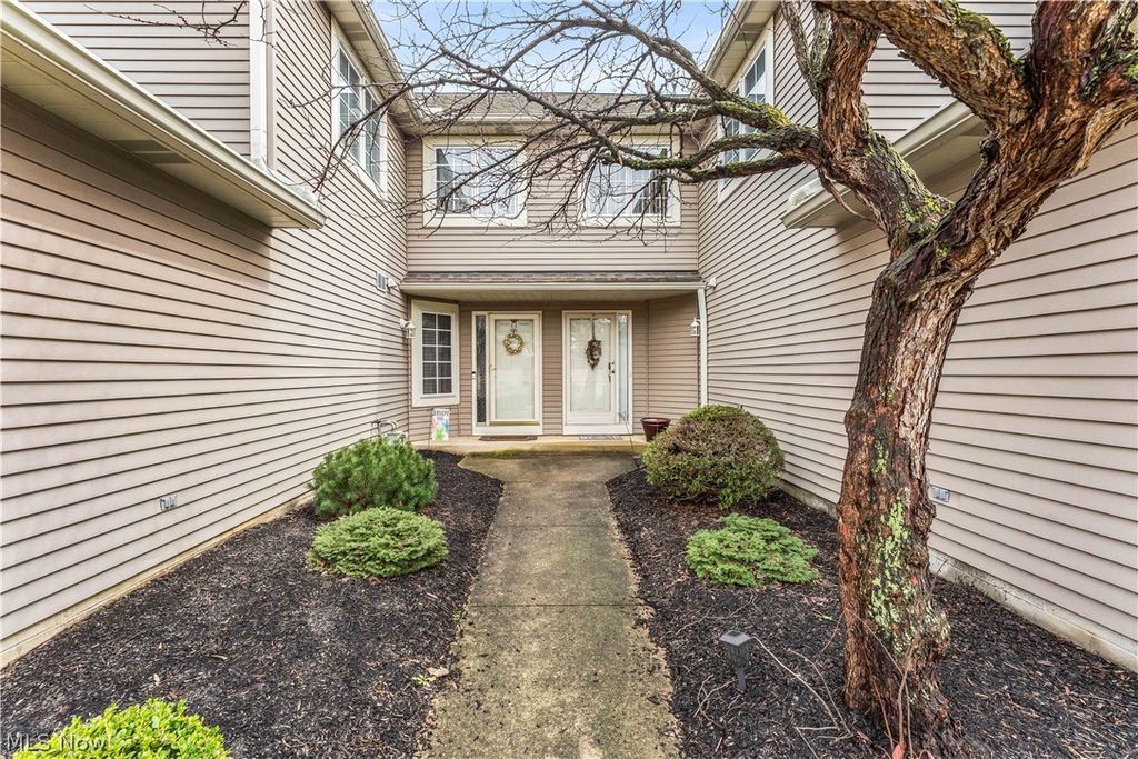 Photo of 120 Ambleside Way, Amherst, OH 44001 (MLS # 5192972)