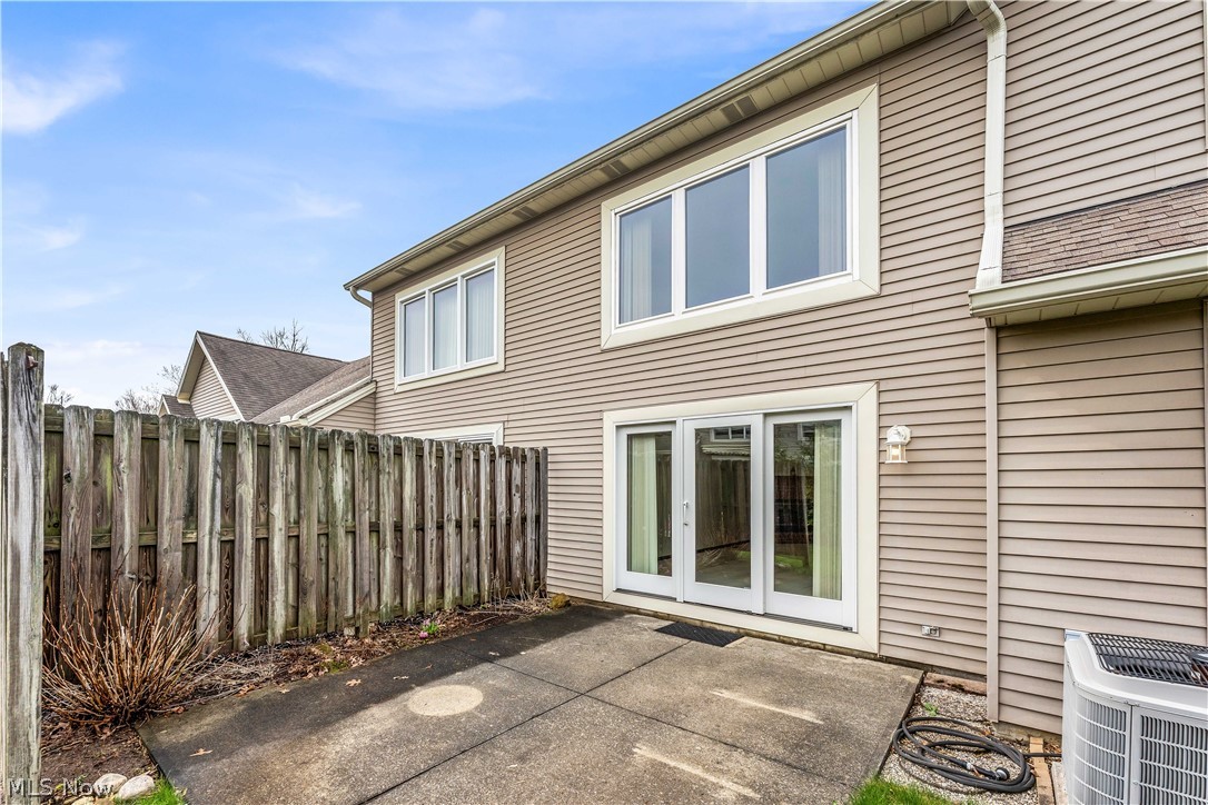 English Lakes Condo - Residential