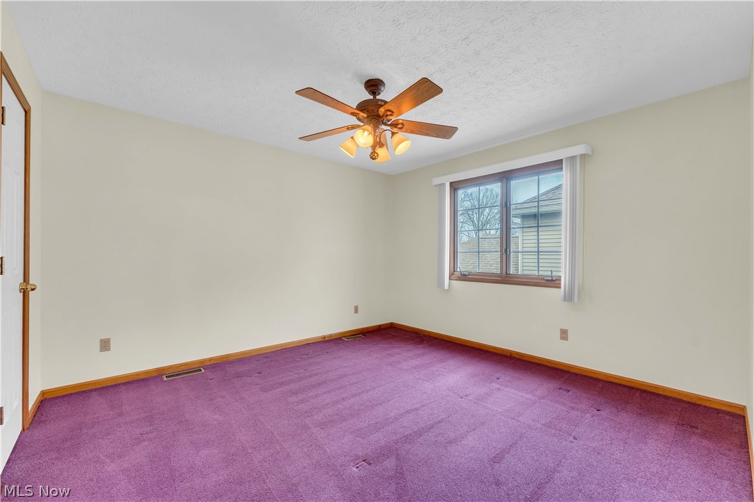 English Lakes Condo - Residential