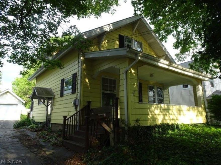 Delightful aluminum sided Cape Cod with large open porch, huge addition with skylights on the rear and large deck. Beautifully maintained hardwood throughout the 1st floor and additional bath in the basement round out this Gem!