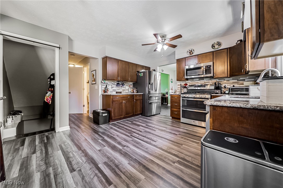 Lear West Estates - Residential