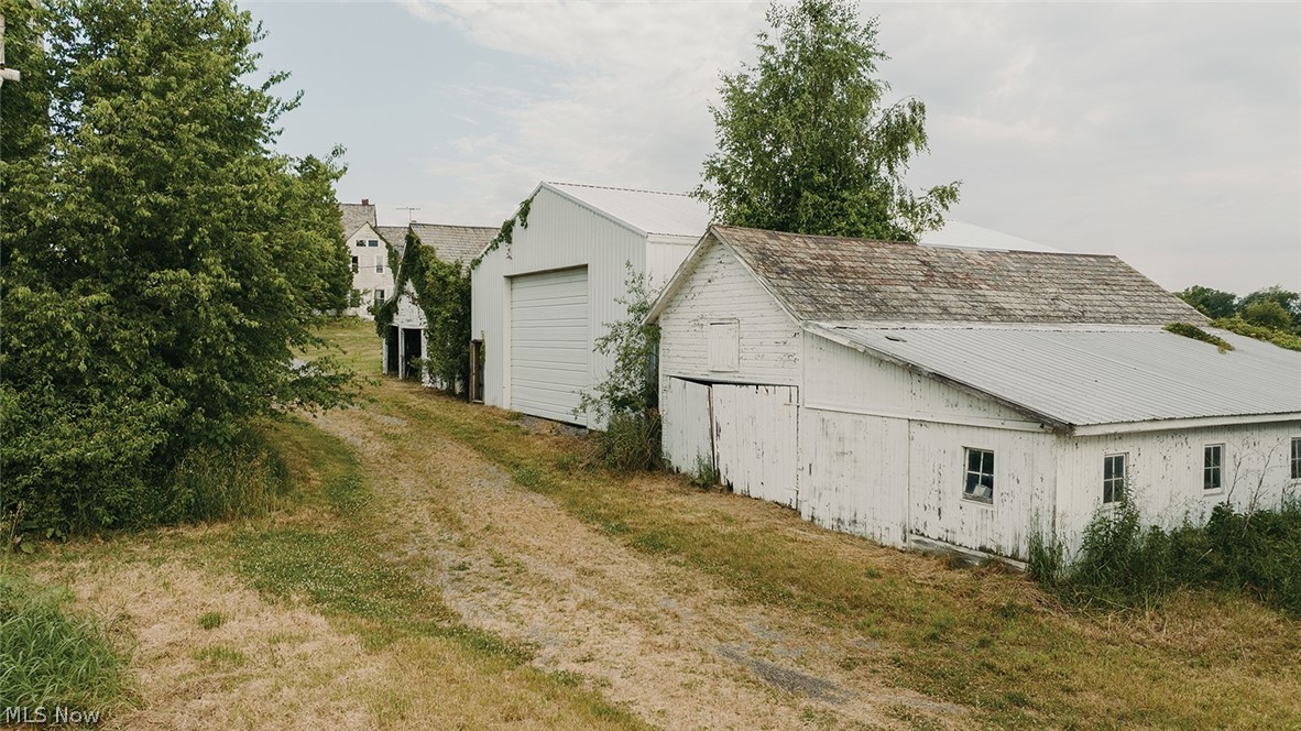 Kent Avenue, Hartville, Ohio image 2