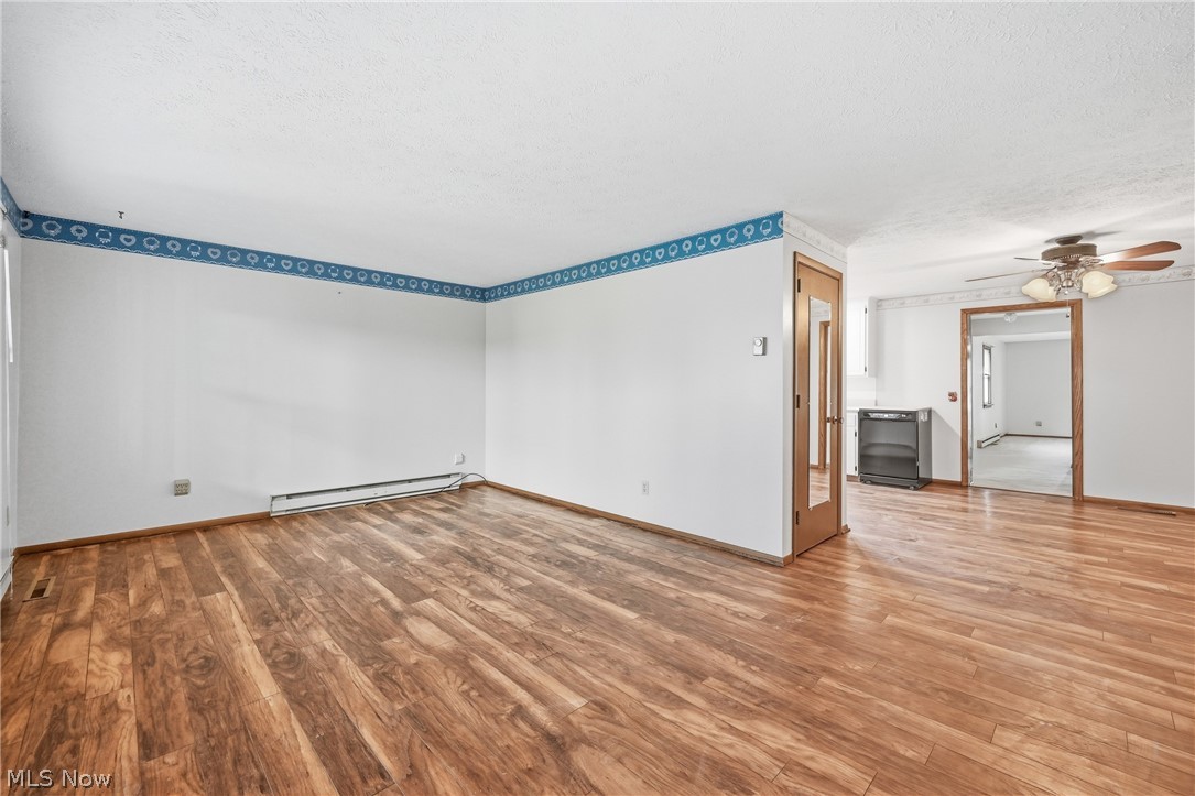 9106 Moulin Avenue NE