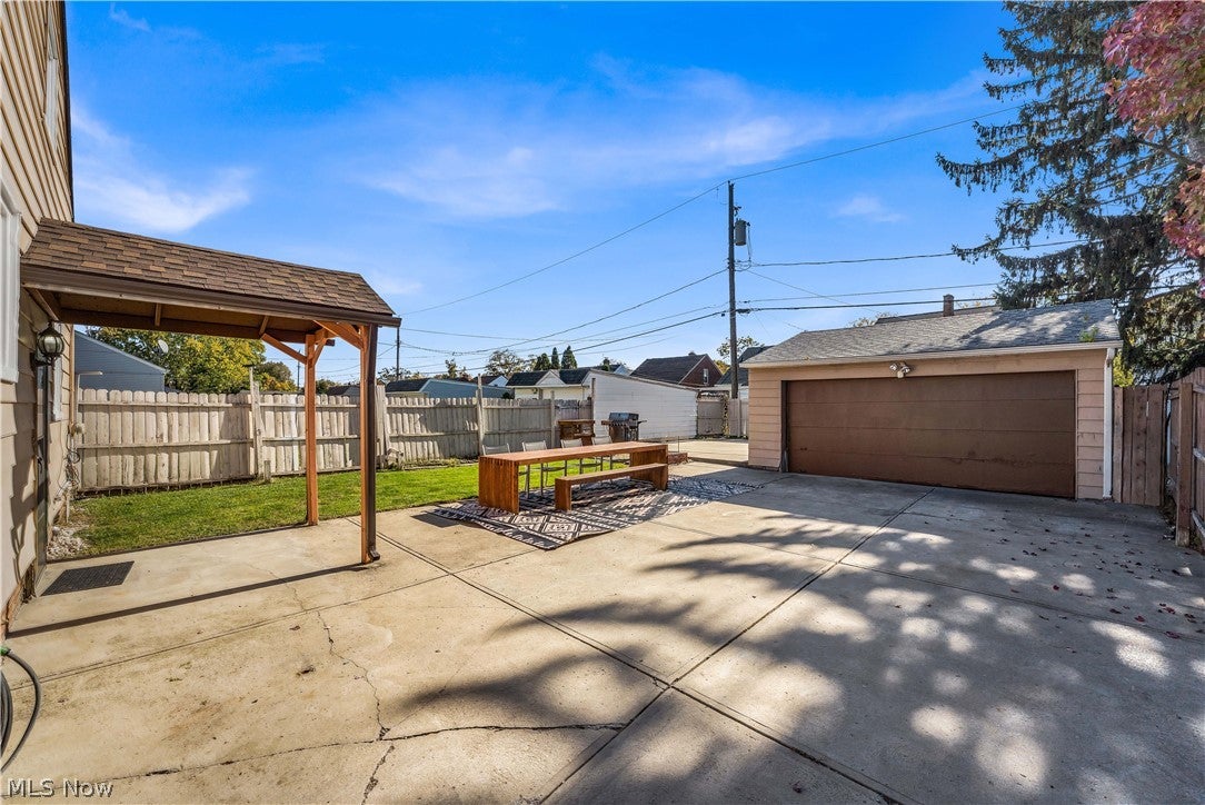 7009 Orchard Grove Avenue