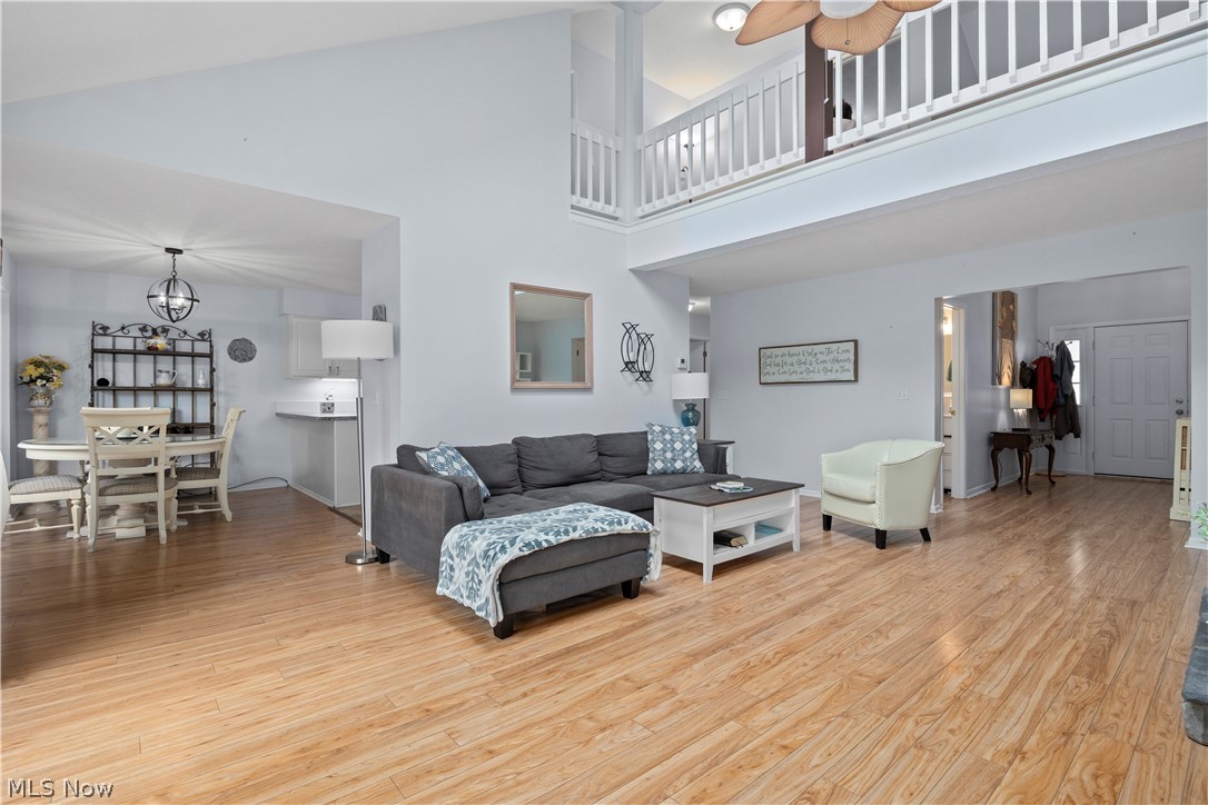 875 Hampton Circle 3