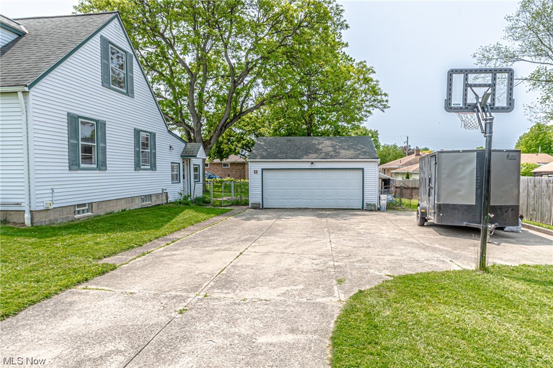 Metropolitan Estates 01/H F Redic - Residential