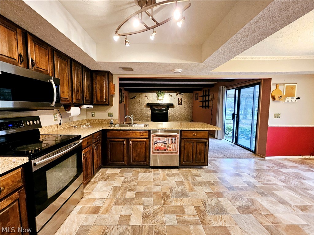 Deerfield Lake - Residential