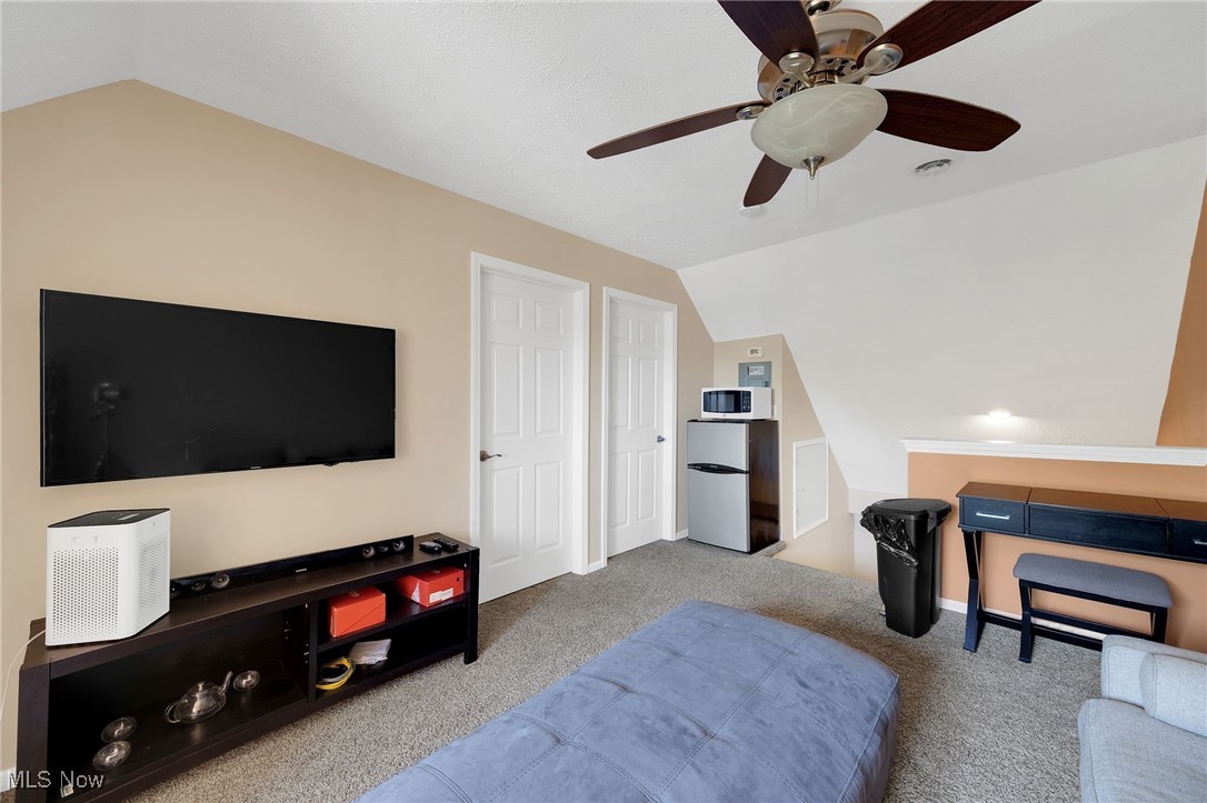 10643 Ashbury Avenue, Cleveland, Ohio image 27